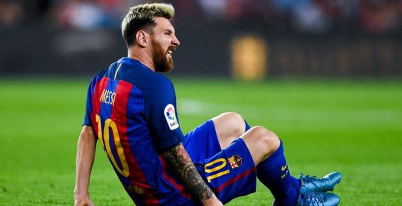 بسبب "ميسي".. برشلونة يتلقى صدمة قبل مباراة فالنسيا.. فهل بدأ العد التنازلي لإعتزاله !