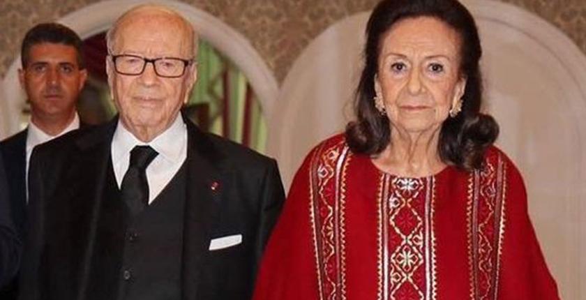 بعد أسابيع من وفاة زوجها...أرملة باجي قايد السبسي تغادر إلى دار البقاء