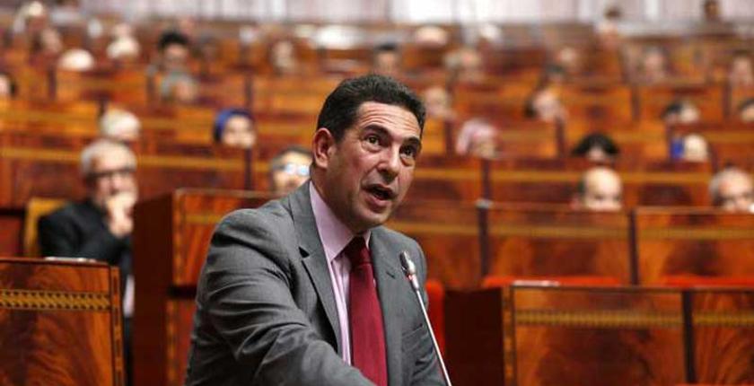أمزازي يعد بالقضاء نهائيا على الإكتظاظ في المدارس.. ويشيد بمجهودات الدولة 