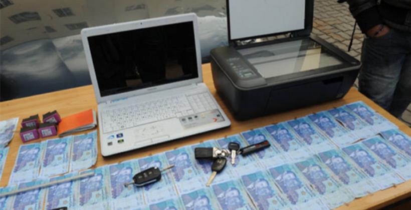 طنجة.. إدانة مصري متهم بتزوير أوراق نقدية مغربية