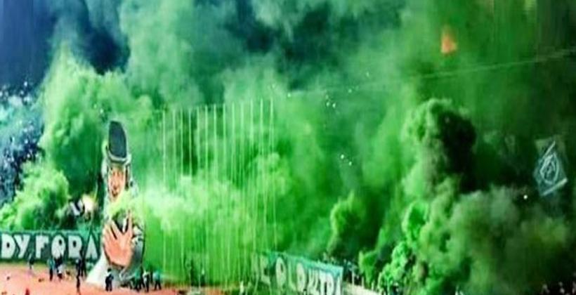 بسبب الجمهور.. عقوبات ثقيلة على الرجاء من طرف "الإتحاد العربي لكرة القدم"
