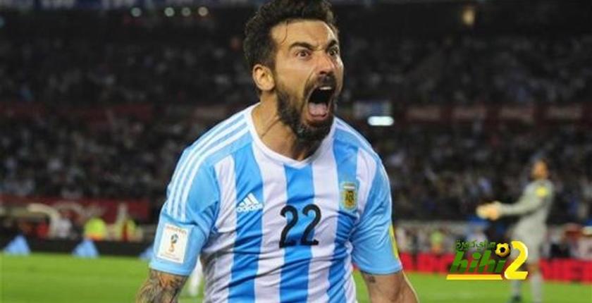 نجم المنتخب الأرجنتيني يعلن اعتزال كرة القدم