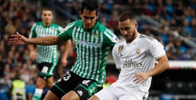 ريال مدريد يسقط في فخ بيتيس ويفرط في صدارة الدوري الإسباني
