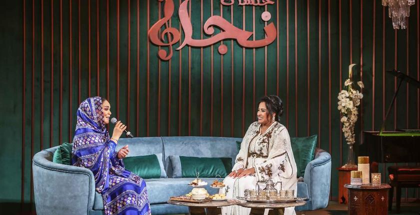 "جلسات مع نجاة" على "MBC 5" تثير سخرية الفيسبوكيين.. وإليكم التفاصيل