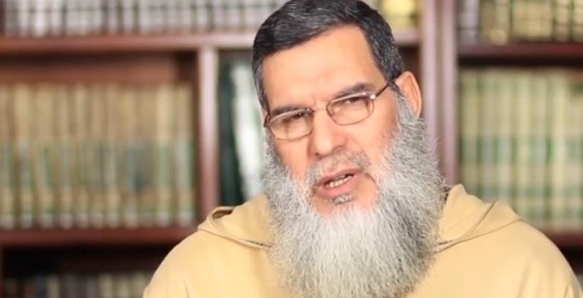 الفيزازي لمهاجمي زواجه بـ"الكونطرا": "أنتم أوباش وتافهين وخونة"