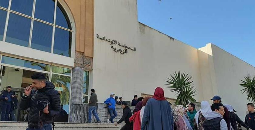الصحف الوطنية...عبد النباوي يتعقب السماسرة...وأزمة الملاعب تعود إلى الواجهة