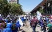 Des milliers de Chiliens battent le pavé à Santiago pour revendiquer des réformes structurelles