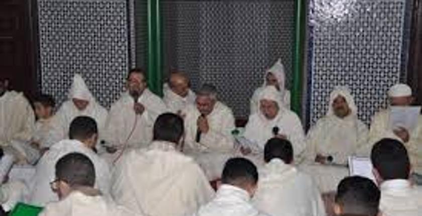 تسليم هبات ملكية لعدد من الزوايا الصوفية