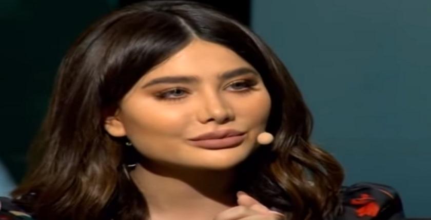 ترحيل فنانة شهيرة ضبطت في وضع مخل بالآداب بالإمارات 