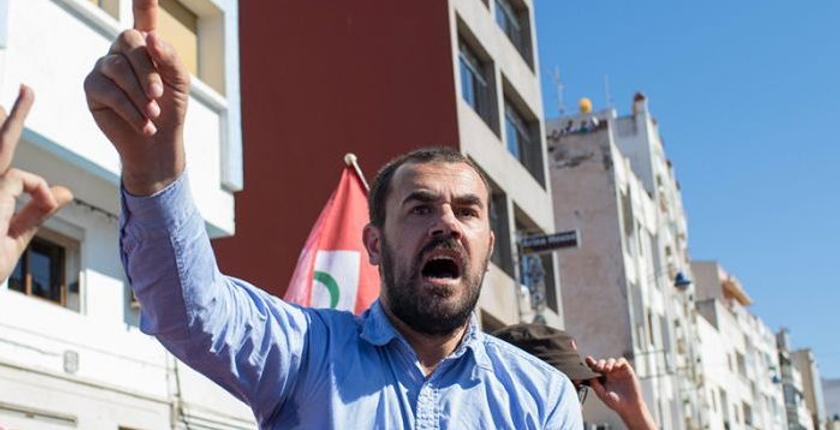 محامي الزفزافي يروي تفاصيل اعتقال أحد نشطاء "الحراك" المقيمين بالخارج