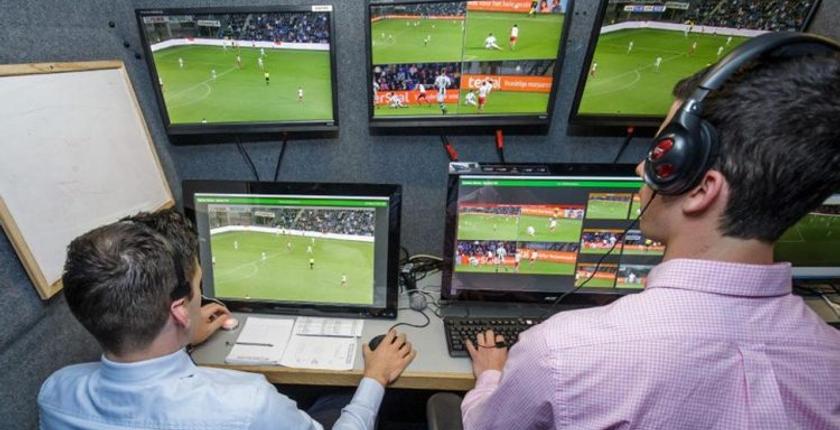 تقنية "VAR" تعتمد في البطولة الاحترافية ابتداء من هذا التاريخ