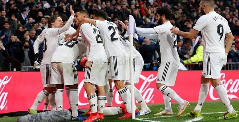 ريال مدريد يهزم اشبيلية ويصعد للمركز الثالث في الليغا