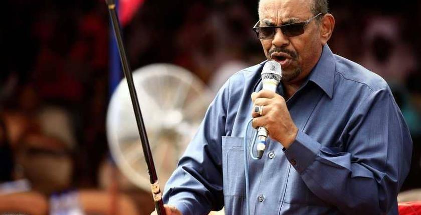 الرئيس السوداني: "الواتساب والفيسبوك لن يجبراني على مغادرة السلطة"