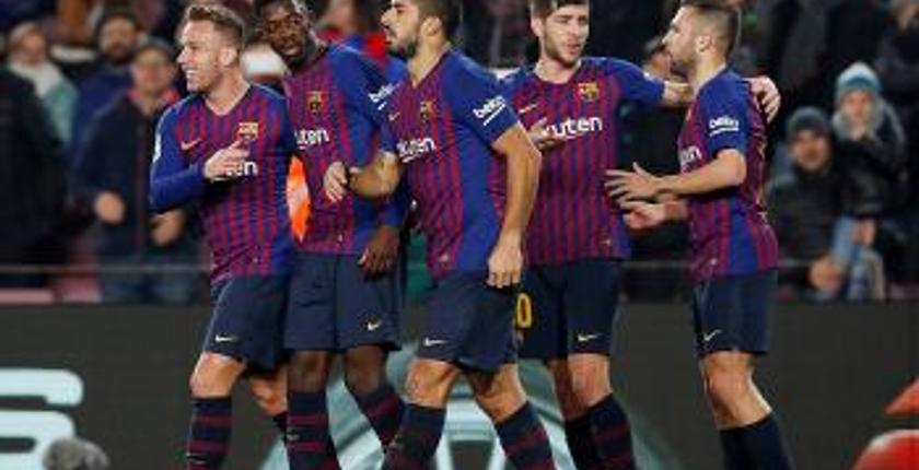 برشلونة يؤكد زعامته لليغا بثلاثية في مرمى ليغانيس