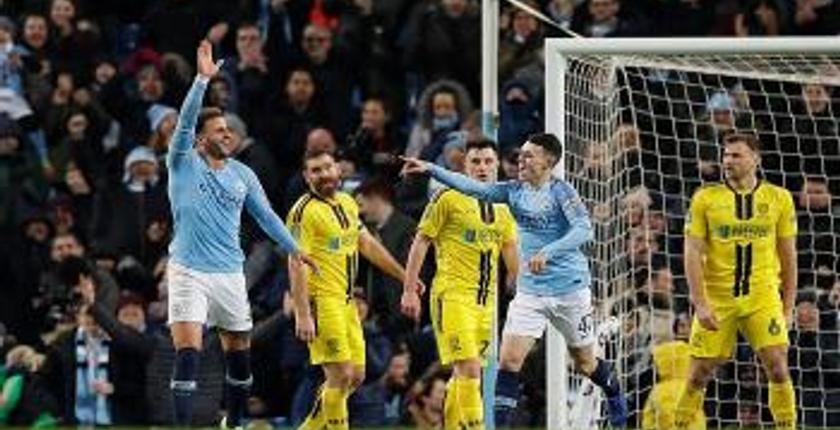 المان سيتي يقسو على بيرتون ويقترب من نهائي كأس رابطة الأندية الإنجليزية
