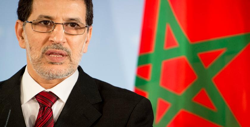 العثماني يرضخ  لضغوطات التجار والمهنيين .. ويوقف الإجراءات الضريبية الجديدة