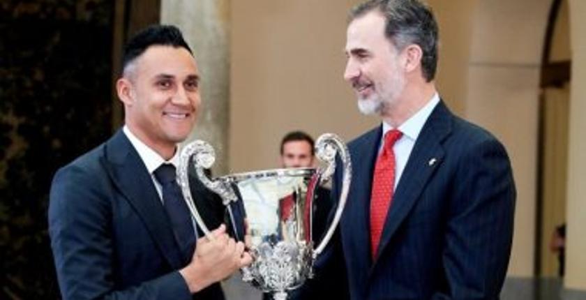 حارس ريال مدريد يتوج بجائزة أفضل رياضي في أمريكا اللاتينية