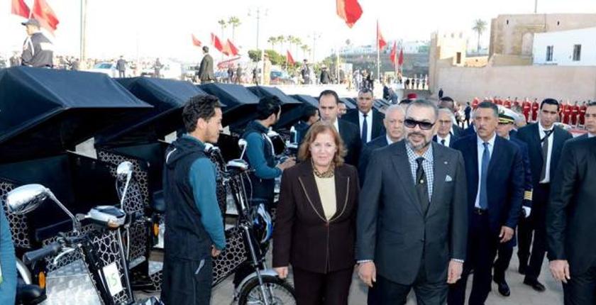 جلالة الملك يطلق مشروعا للنقل السياحي والإيكولوجي بالرباط