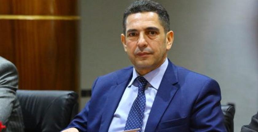 توضيحات وزارة "أمزازي" بخصوص منح الإستحقاق بالمدارس والمعاهد العليا بالخارج