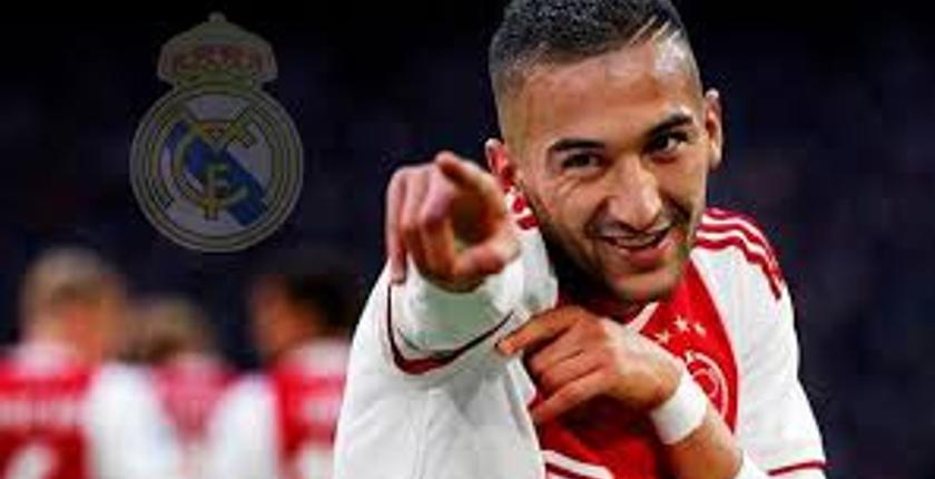بعقد جديد لزياش.. أياكس يعقد مهمة الأندية الطامحة في انتداب نجم الأسود