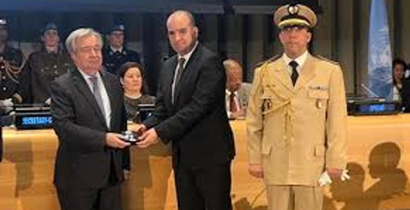 الأمم المتحدة تكرم جندي مغربي قضى خلال عمليات حفظ السلام 