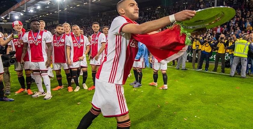 رسميا...زياش يتوج بجائزة أفضل لاعب في أياكس
