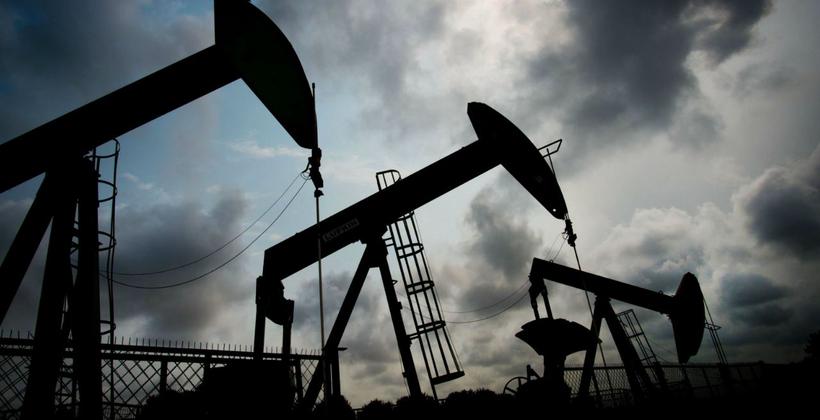 Les cours du pétrole refluent en Asie