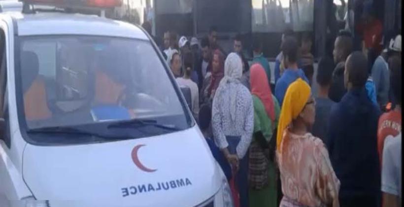 القنيطرة.. عصابة خطيرة مدججة بالسيوف تهاجم حافلة للنقل الحضري وتسلب أموال الركاب