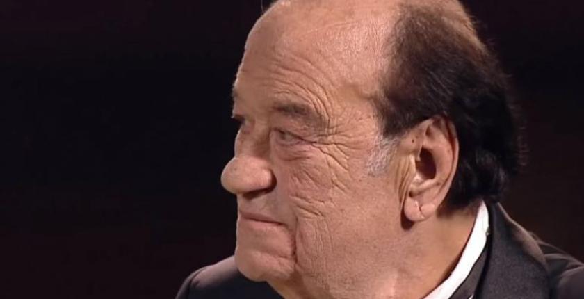 هذه حالة الفنان الكبير "حسن حسني" بعد تعرضه لأزمة صحية