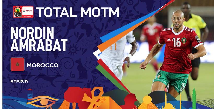نور الدين أمرابط يتوج بجائزة أفضل لاعب في مباراة الأسود ضد الفيلة