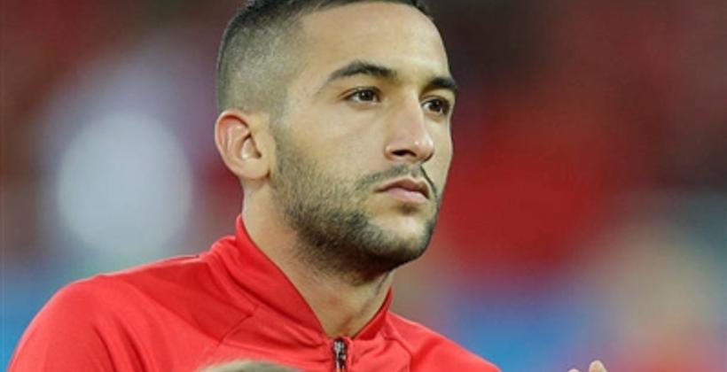 فريق إسباني عريق يضع حكيم زياش ضمن اهتماماته