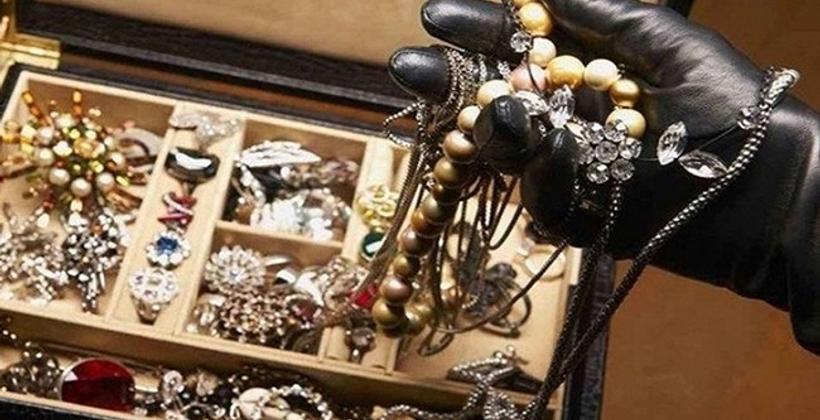 القضاء يقول كلمته في حق سارقي مجوهرات أميرة بالرباط