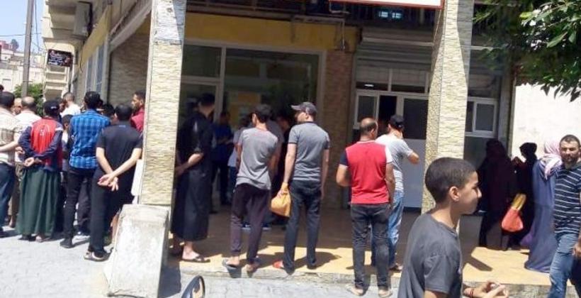 ثلاثة ملثمين يهجمون على وكالة لتحويل الأموال بطنجة ويعتدون على العامل بالسلاح الأبيض