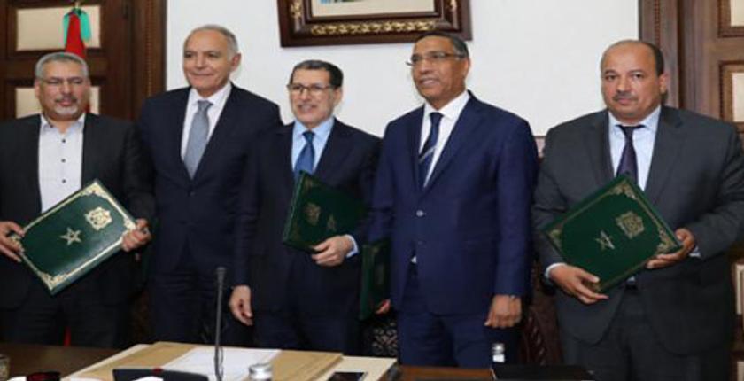 تفاصيل إعداد عشرات المراسيم لتطبيق الزيادة في أجور الموظفين