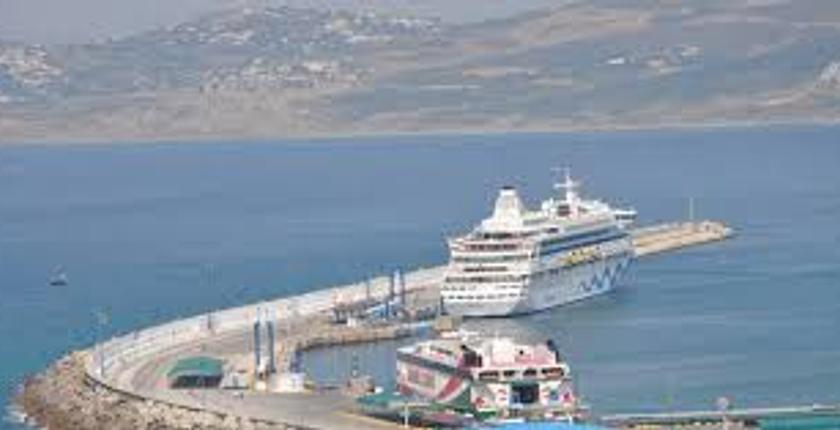 التقلبات الجوية  توقف الرحلات البحرية بين المغرب و إسبانيا 