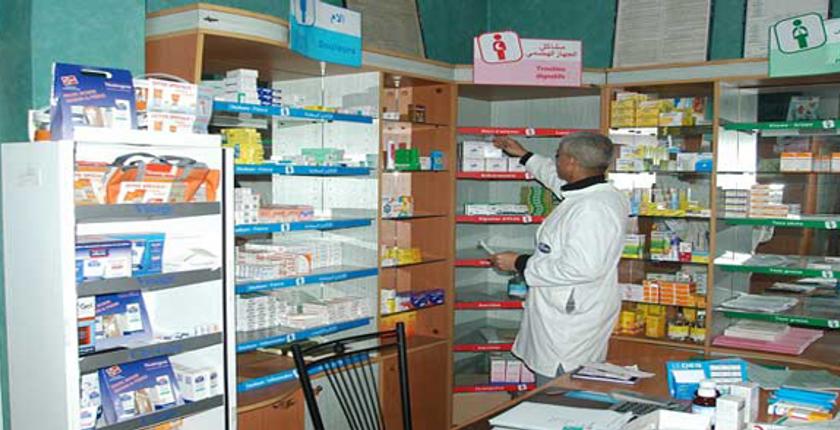 من جديد..الصيادلة ينفون إشاعات بيع الأدوية عبر الأنترنيت