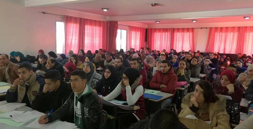 إطلاق برنامج خاص لتكوين الأساتذة المتعاقدين 