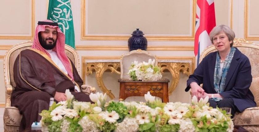 تهريب الأسلحة..موضوع مكالمة هاتفية بين رئيسة الوزراء البريطانية وولي العهد السعودي 