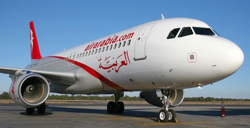 بالفيديو...Air Arabia تترك حقائب مسافرين مغاربة في نابولي وتحط بالبيضاء 