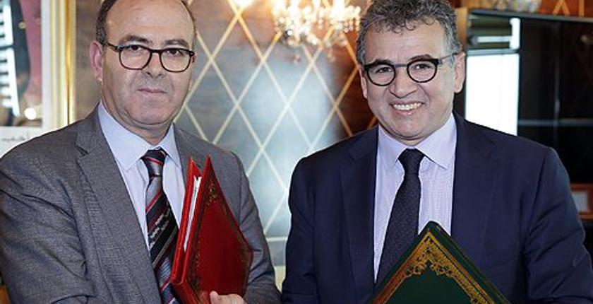 بنشماس يوقع اتفاقية شراكة مع الجامعة الدولية بالرباط