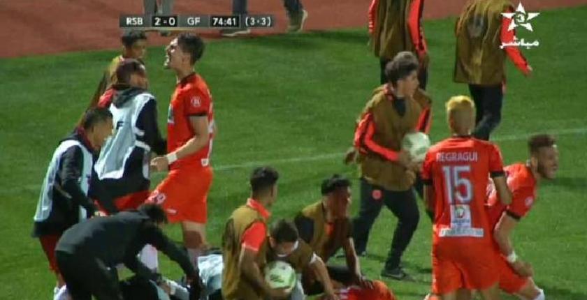 "كأس الكاف".. الرجاء ونهضة بركان يضمنان مبلغ 360 مليون سنتيم