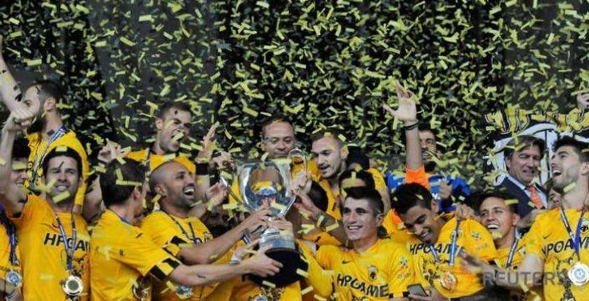 بعد غياب 24 عاما..آيك أثينا بطلا للدوري اليوناني