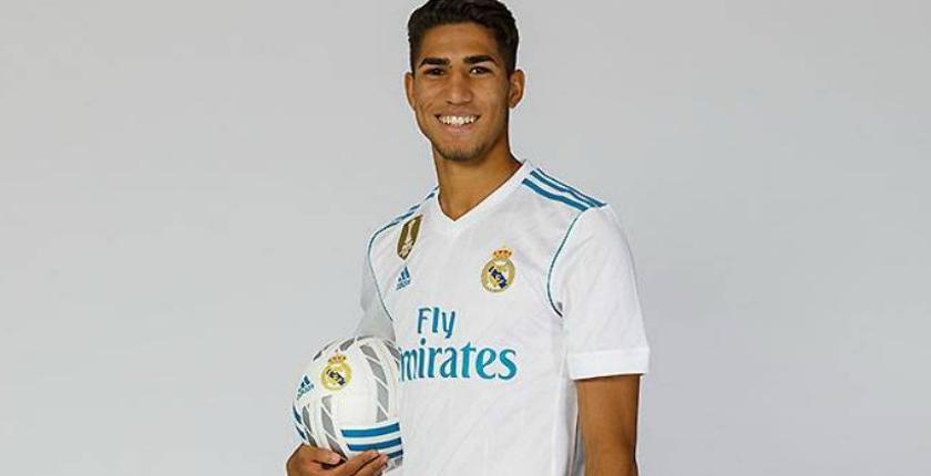 ريال مدريد يقرر تمديد عقد لاعبه المغربي أشرف حكيمي