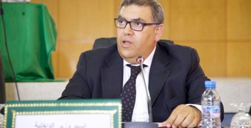 لفتيت غاضب من الولاة والعمال بسبب دعم الجمعيات