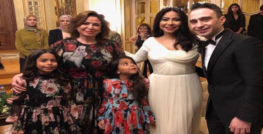  الفنانة المصرية شيرين تدخل القفص الذهبي من جديد