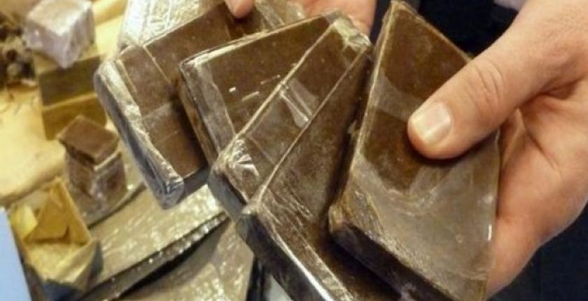 أمن البيضاء يحبط محاولة تزويد مروجي المخدرات ب18 كلغ من الشيرا