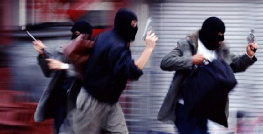 مسلحون يطلقون النار داخل مطعم بالمكسيك