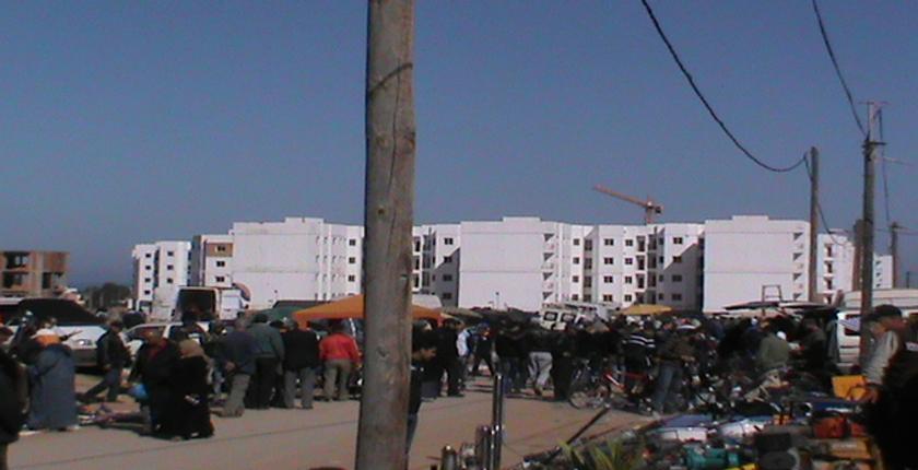 انهيار سور بسوق ضواحي المحمدية يخلف ضحايا