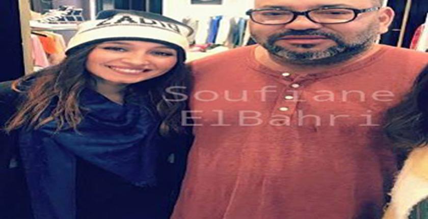 باريس..مهاجرة مغربية تلتقي جلالة الملك  وتطمئن على صحته + صور 