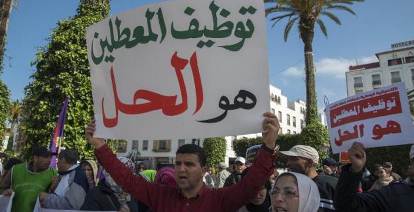 "بطالة" خريجي الجامعات تؤرق بال حكومة العثماني
